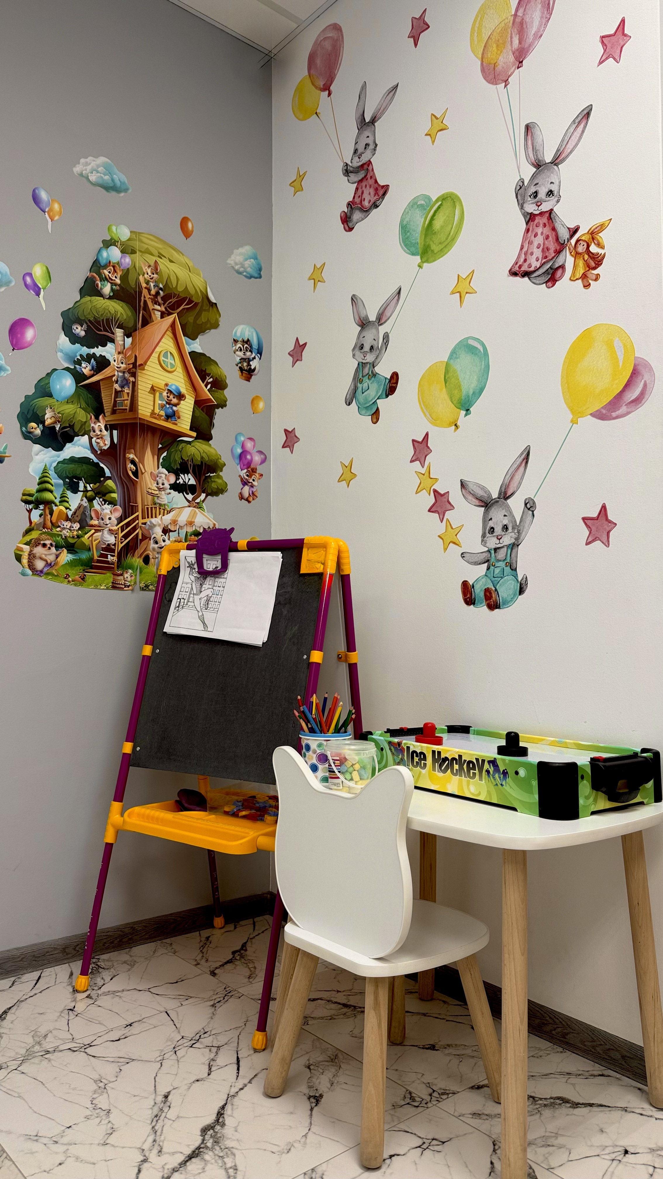 Детская зона клиники